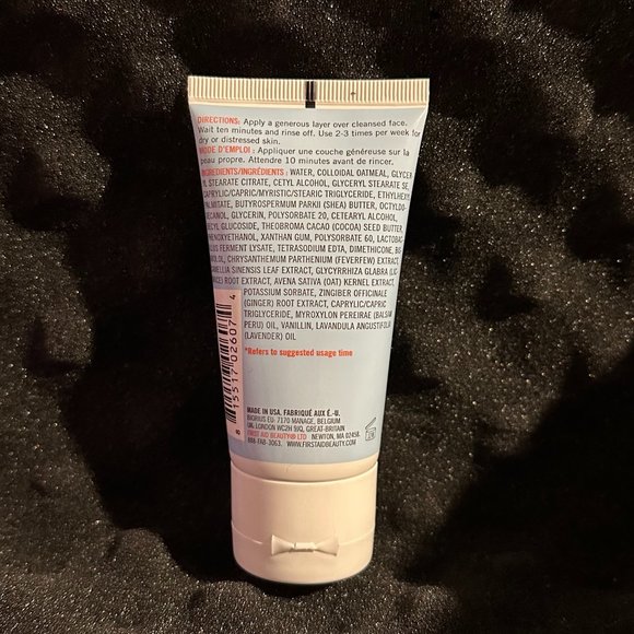 First Aid Beauty Ultra Repair Oatmeal Mask - Picture 3 of 4